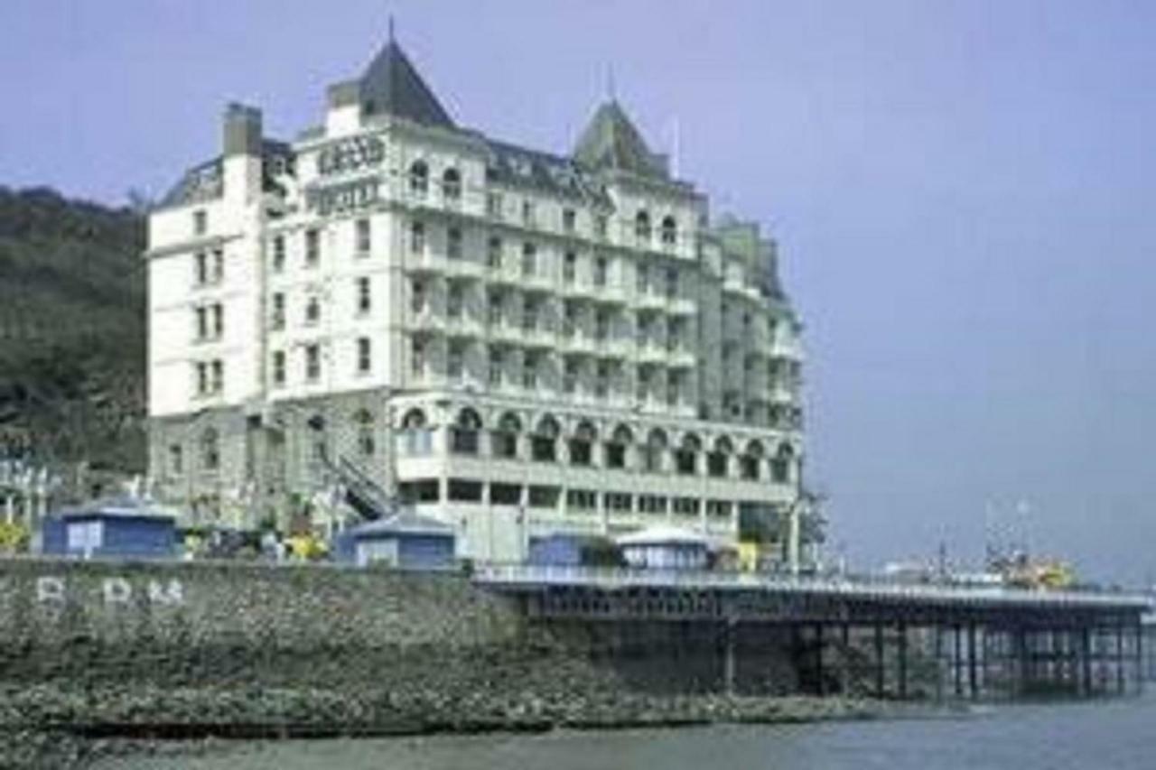 The Grand Hotel Llandudno Exterior foto